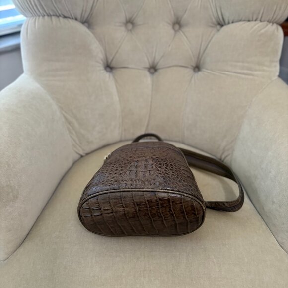 VTG Auth EILEEN KRAMER Genuine Crocodile Convertible MINI Sling Backpack Purse - Picture 8 of 9